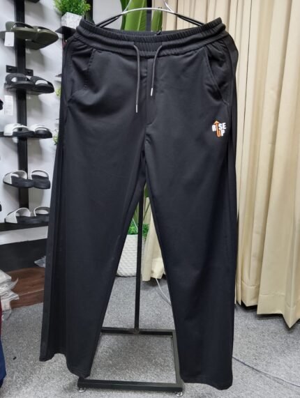 RISE UP BAGGY JOGGERS